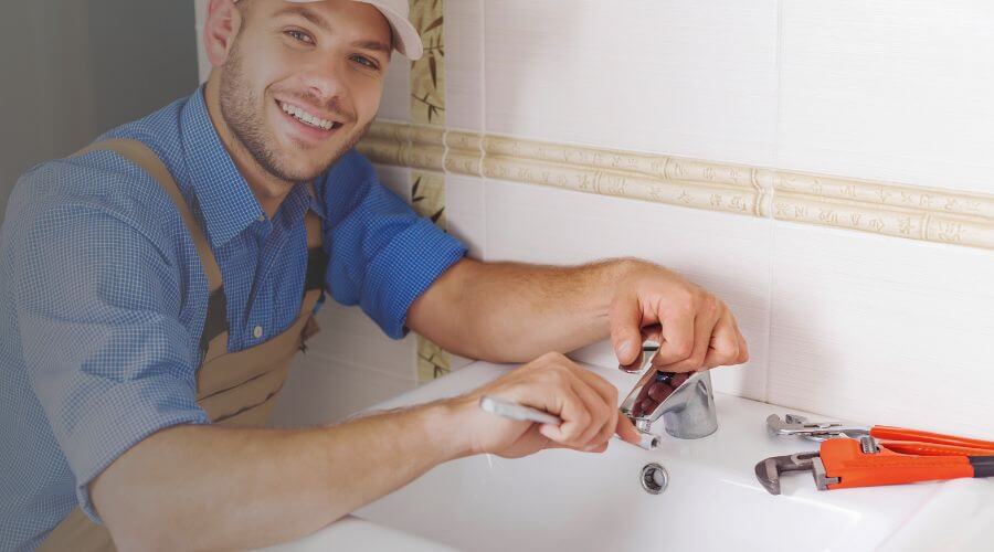 Handle or spout repair in Correctionville, IA